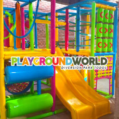 LABERINTO MODELO POLLERIA